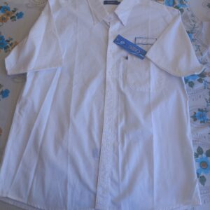 Camisa blanca de tela
